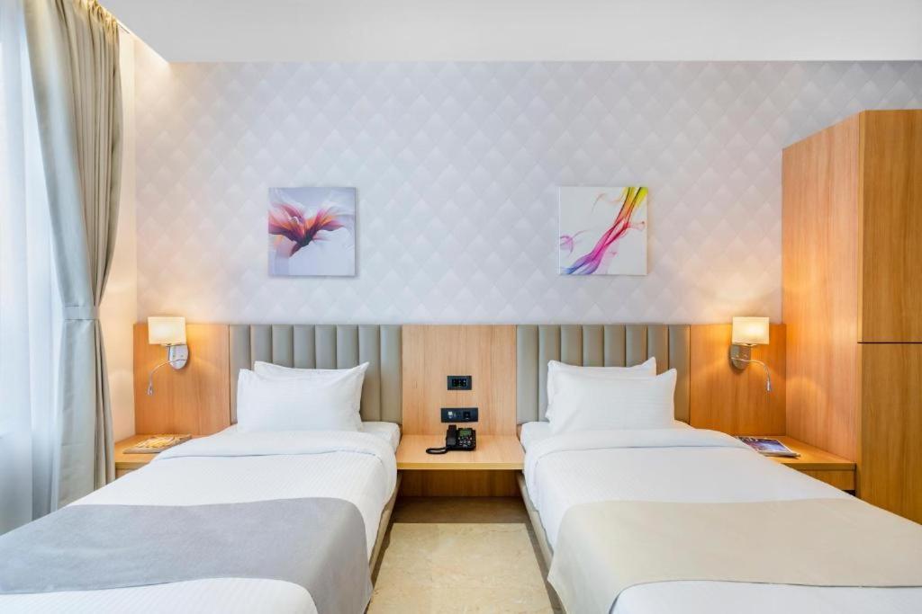 Hotel Plaza International Near Delhi Airport Nueva Delhi Habitación foto